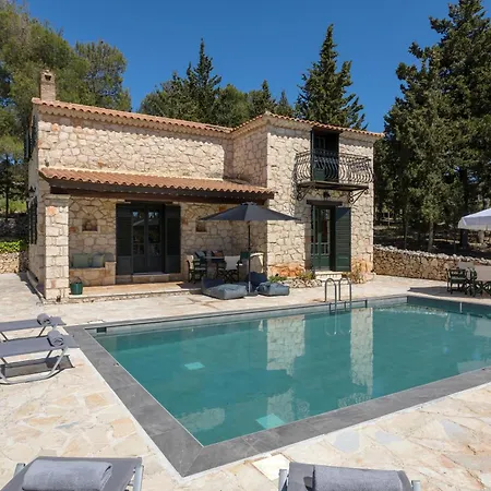 וילה Aresti Mountain