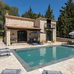 Villa Aresti Mountain