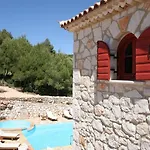 Vilă Aresti Mountain Agios Leon