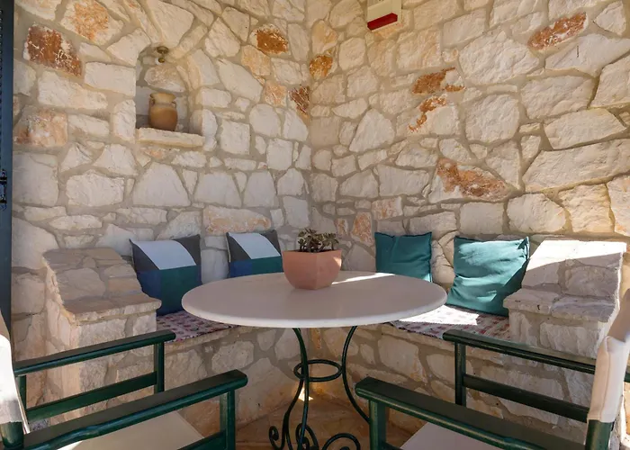 Aresti Mountain 别墅 *