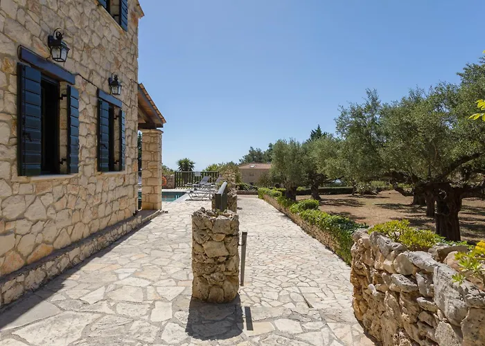 Aresti Mountain 别墅 Agios Leon