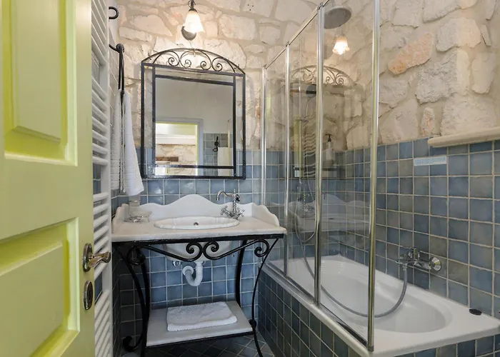 Aresti Mountain 别墅 Agios Leon