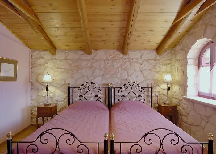 别墅 Aresti Mountain *