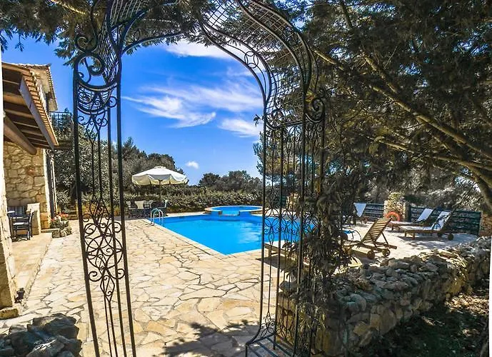 Aresti Mountain 别墅