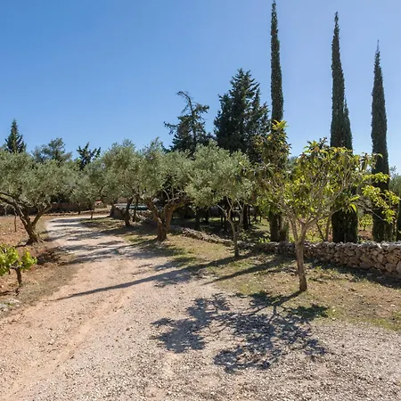 Aresti Mountain * Agios Leon